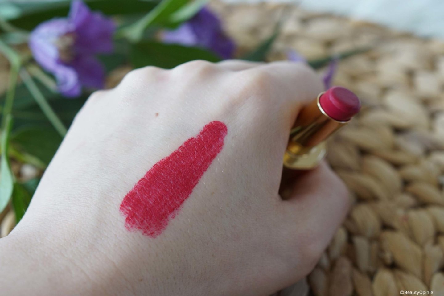 swatches estee lauder pure color desire lipstick