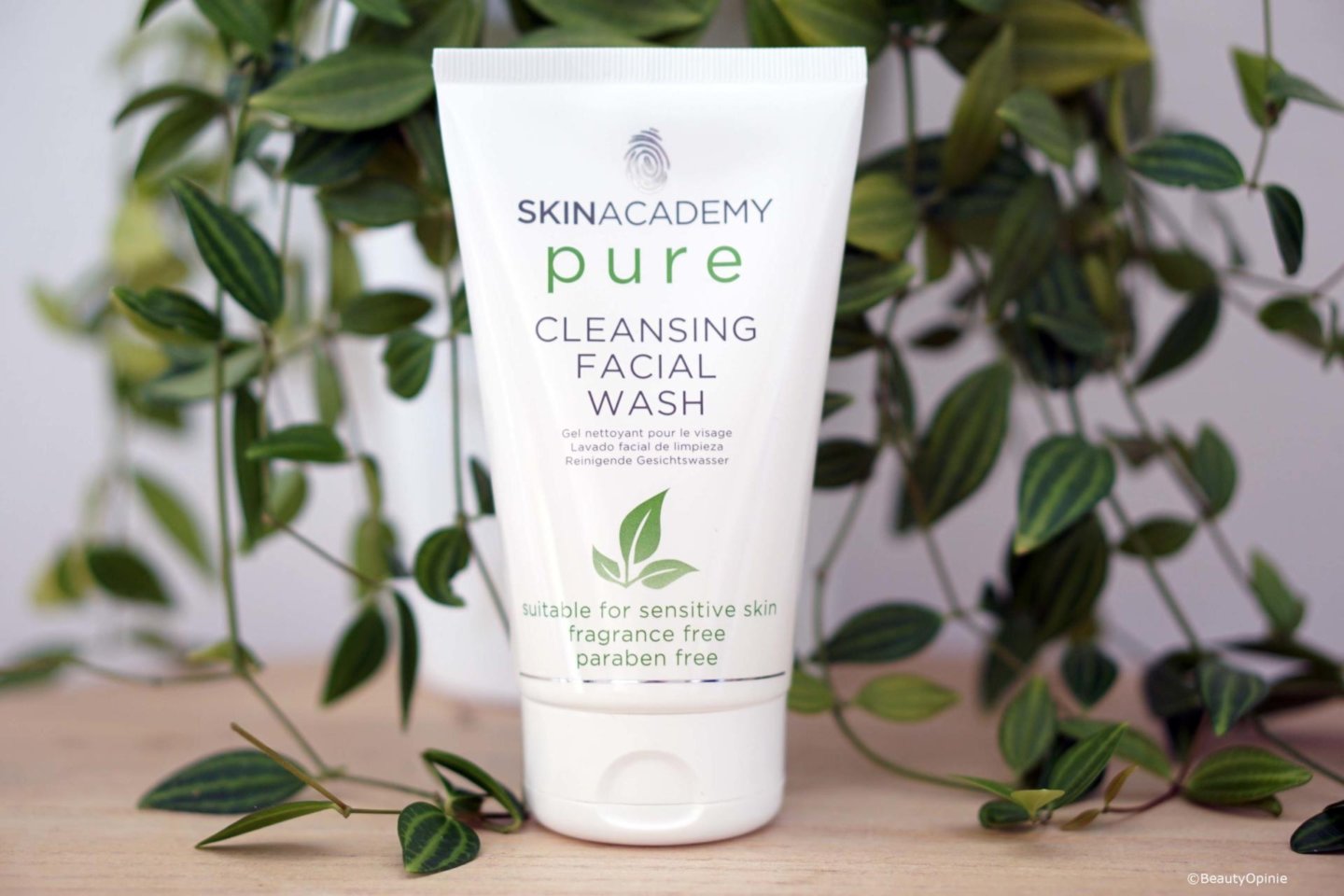 review Skinacademy pure Cleansing facial wash