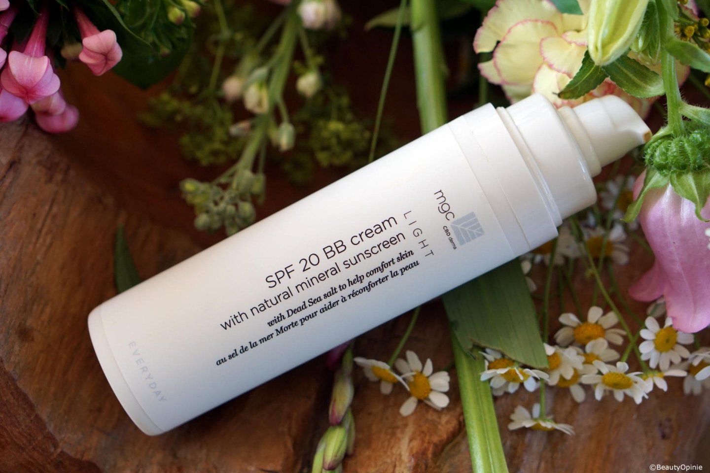 MGC Derma Everyday SPF 20 BB Cream With Natural Mineral Sunscreen ervaringen
