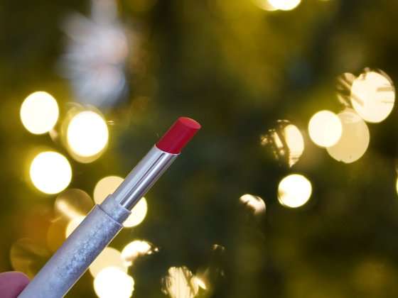 MAC Cosmetics Merry Cherry lipstick review