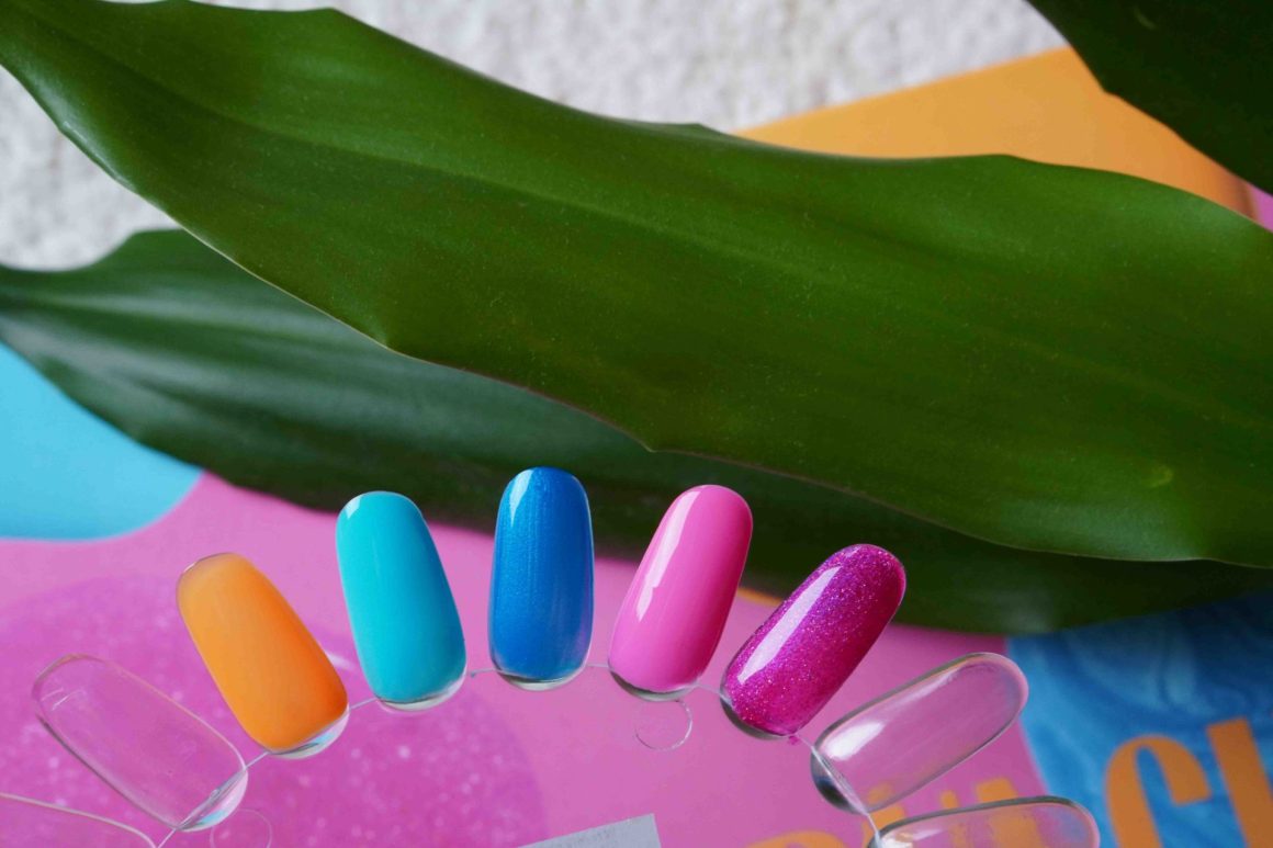 vijf kleuren uit de Tropical Punch collectie