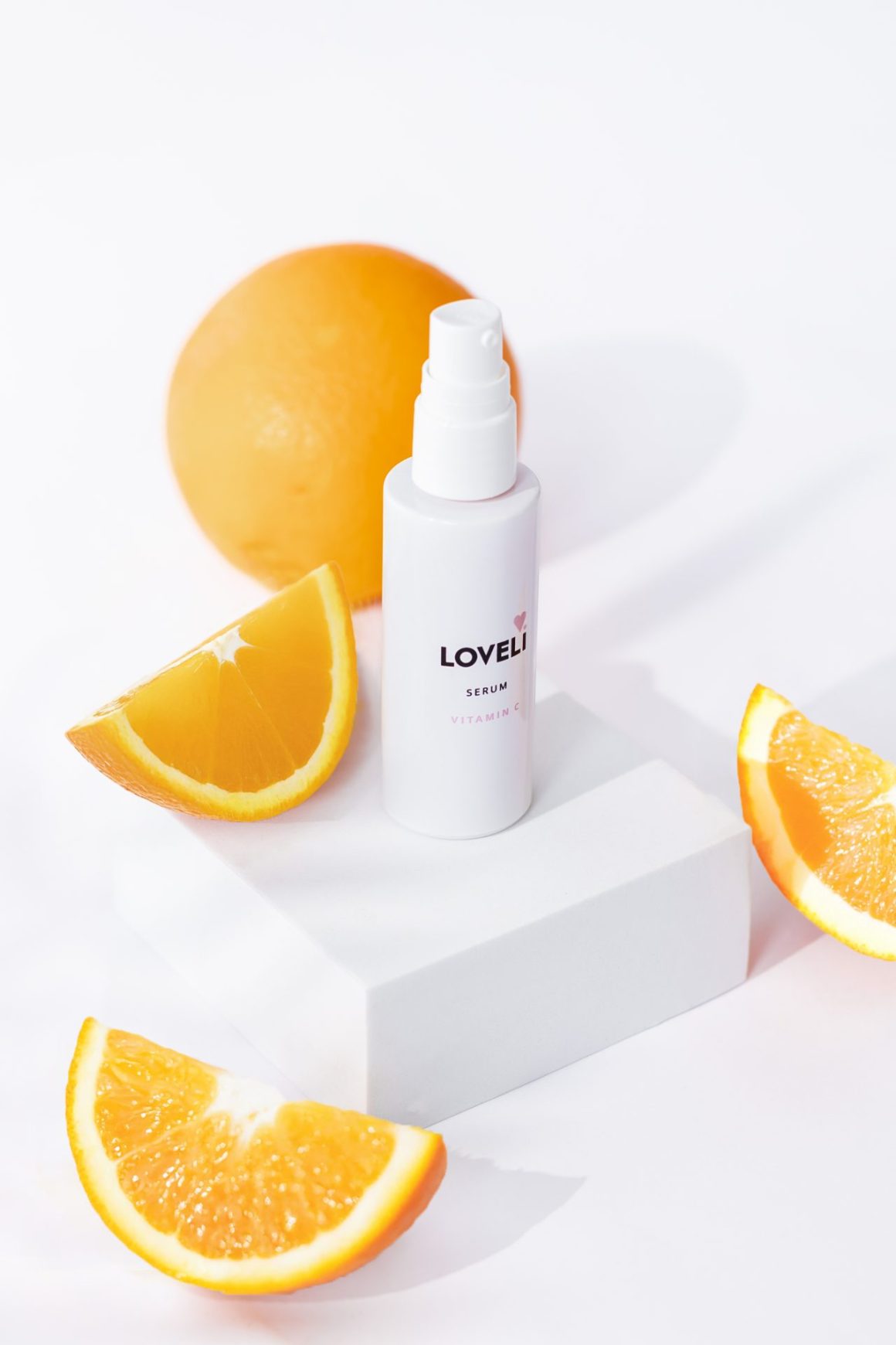 Loveli Vitamin C serum 30ml sfeer 1