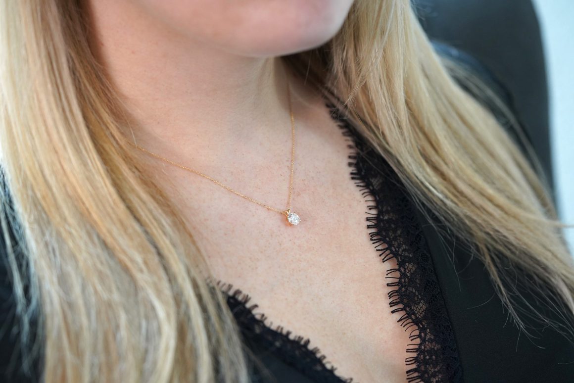 Kruidvat collier met diamant
