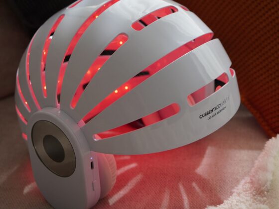 Werkt een LED haargroei helm echt